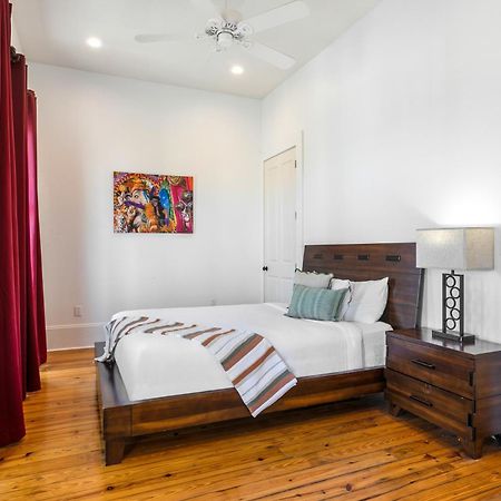 3Br Cottage On Carondelet By Hosteeva New Orleans Bagian luar foto
